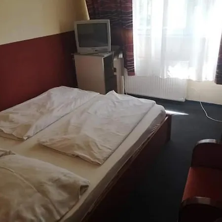 Fenyves Panzio * Siófok